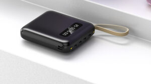 POWERLINK – מטען נייד 10,000mAh עם כבלים מובנים (תמונה 3)